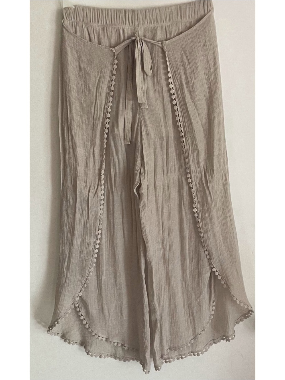 by & by Taupe Pom-Trim Wide-Leg Elastic Pants
